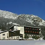 Sonnenbichl Hotel