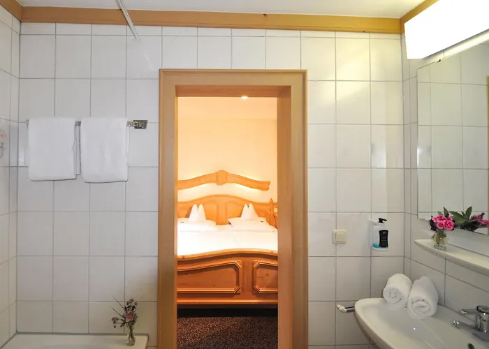 Sonnenbichl Hotel 2*